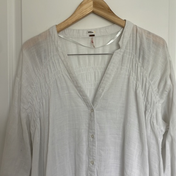 Free People Women’s Lightweight Front Button Tunic White M - Picture 2 of 8